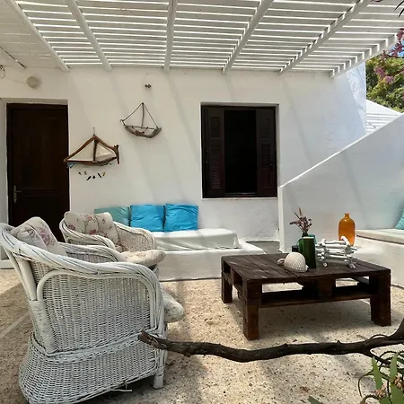Seaside Vina Holiday House 度假居 斯基罗斯岛
